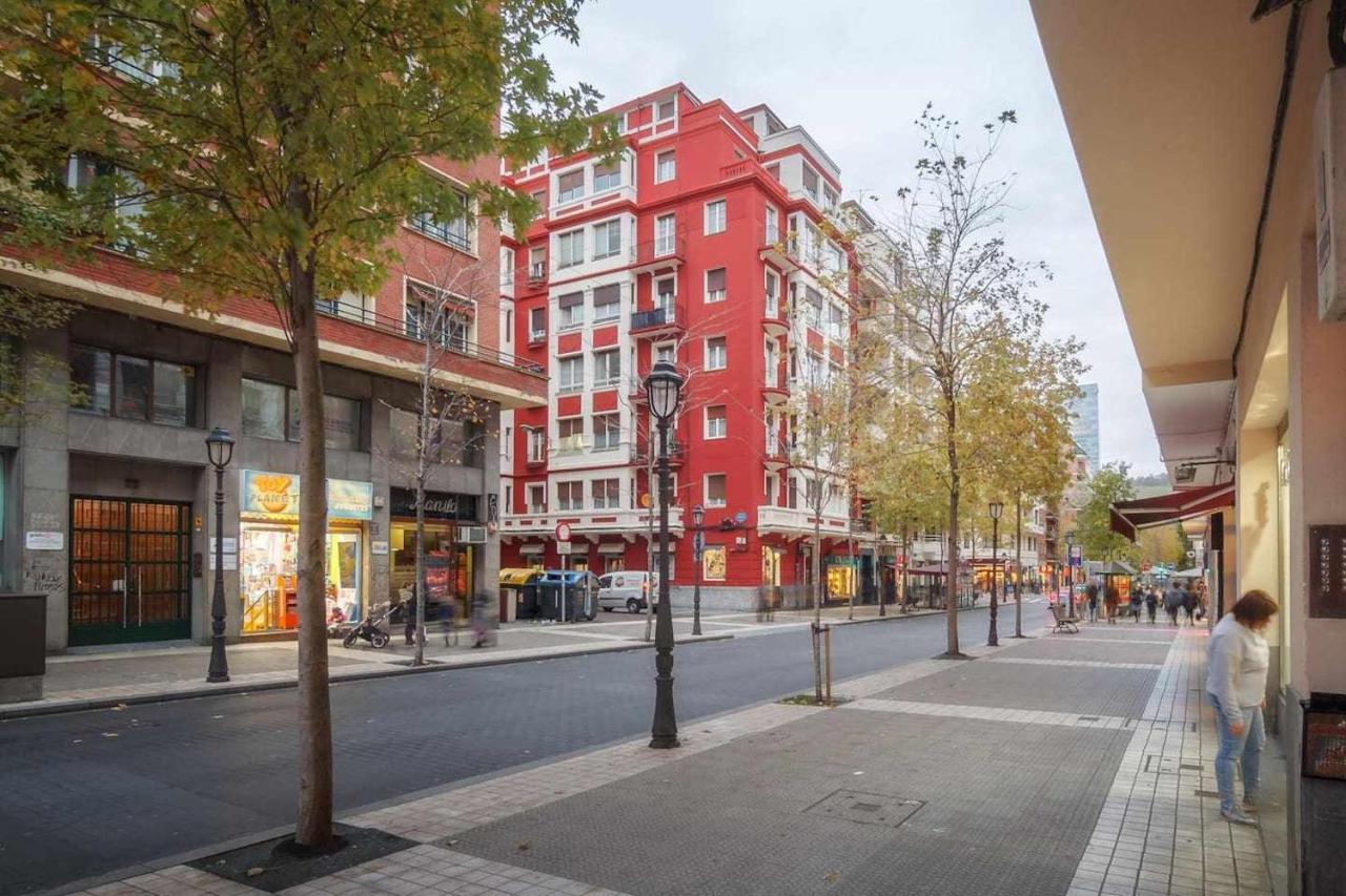 Estrena Glamour y Guggenheim by the urban hosts Bilbao Exterior foto